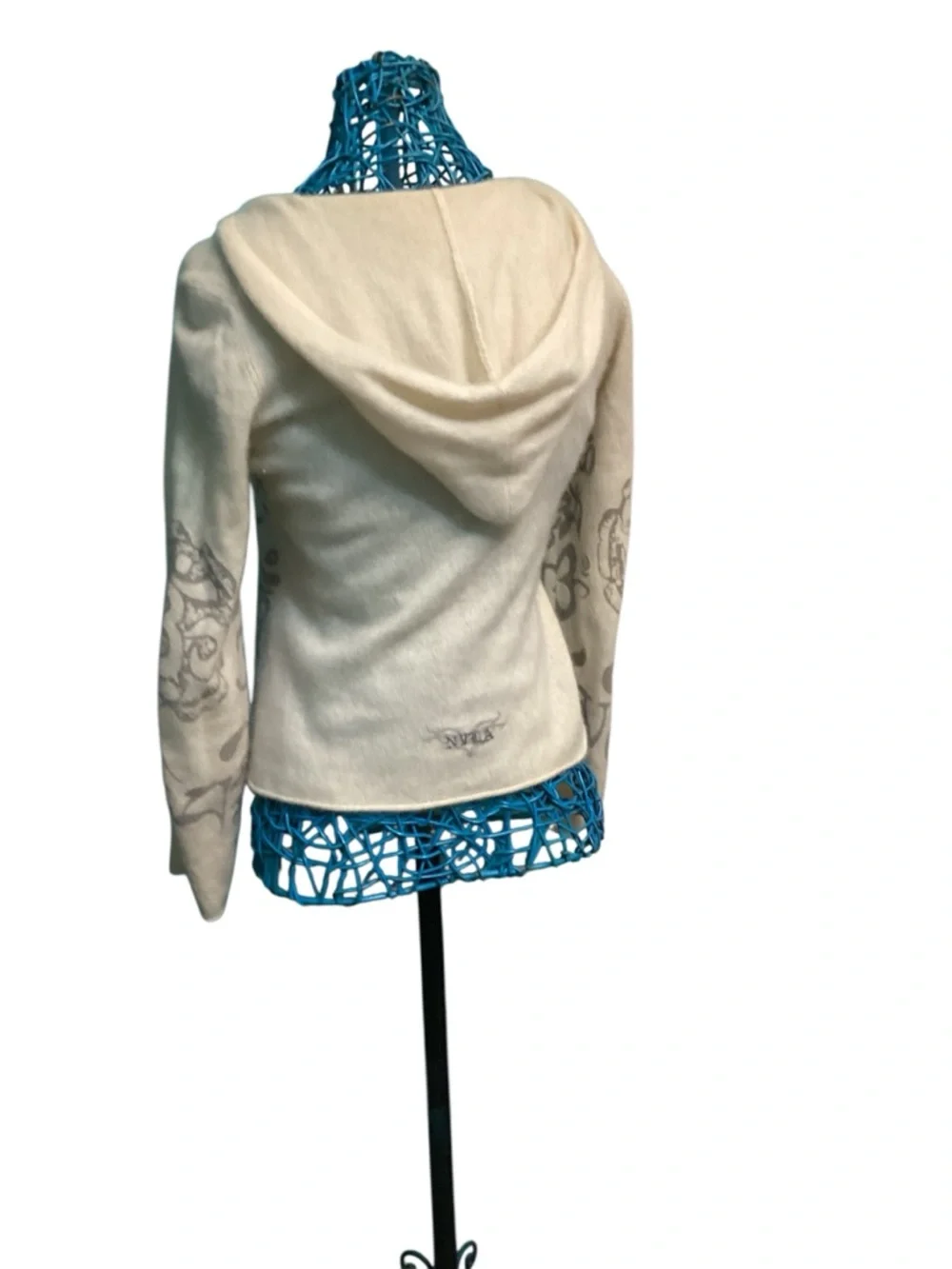 NVLA Cashmere Hoodie - Picture 3 of 4